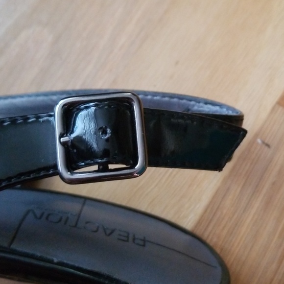 Peeptoe Patent Leather Slingbacks - Picture 6 of 7